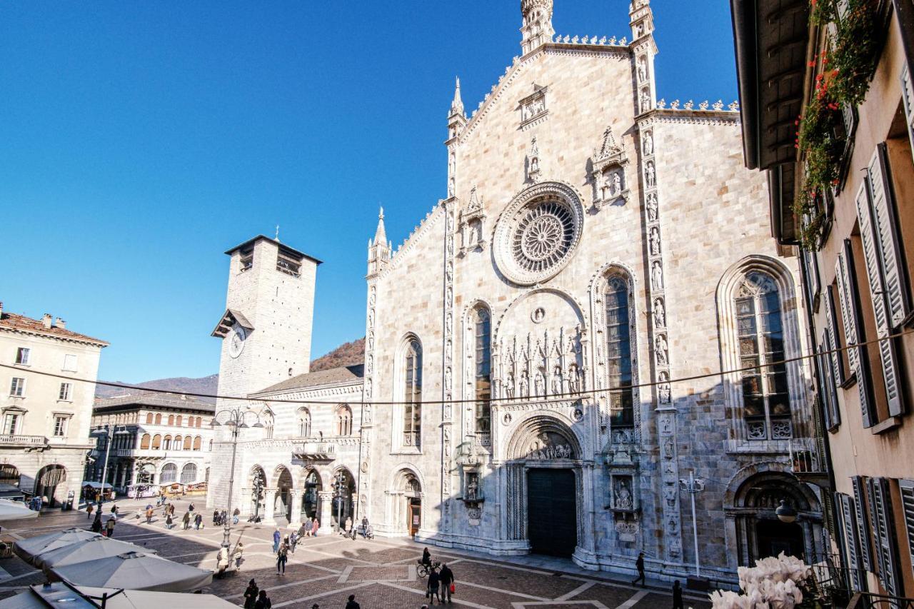 La Finestra Sul Duomo - The House Of Travelers Daire Como Dış mekan fotoğraf